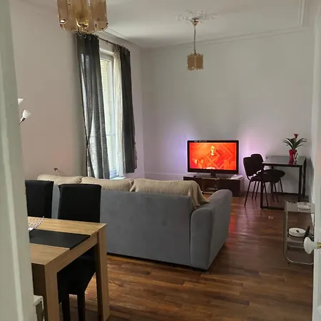 2 Pieces 58 M2 Alesia Apartment Paris